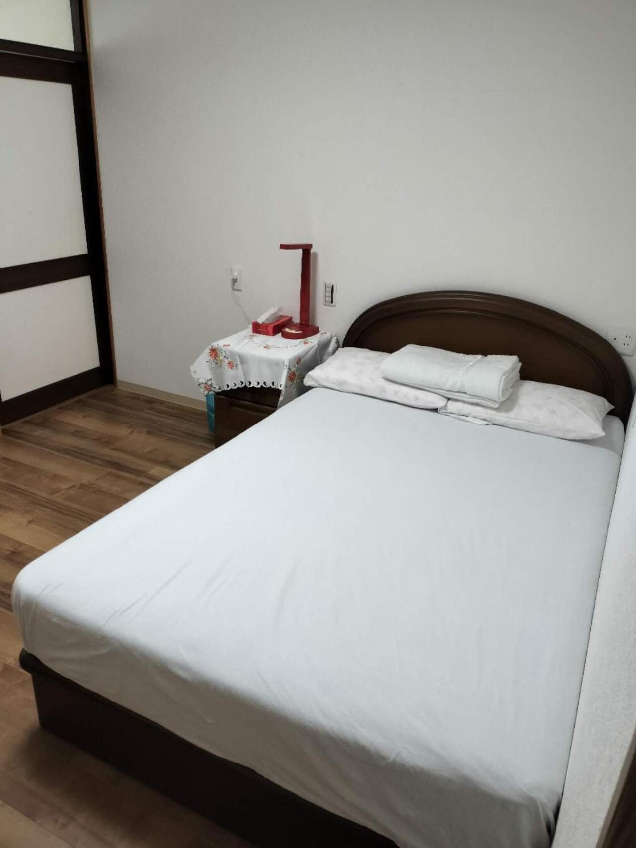 Guesthouse Atelier Ten 民泊アトリエ天 Osaka Exterior photo
